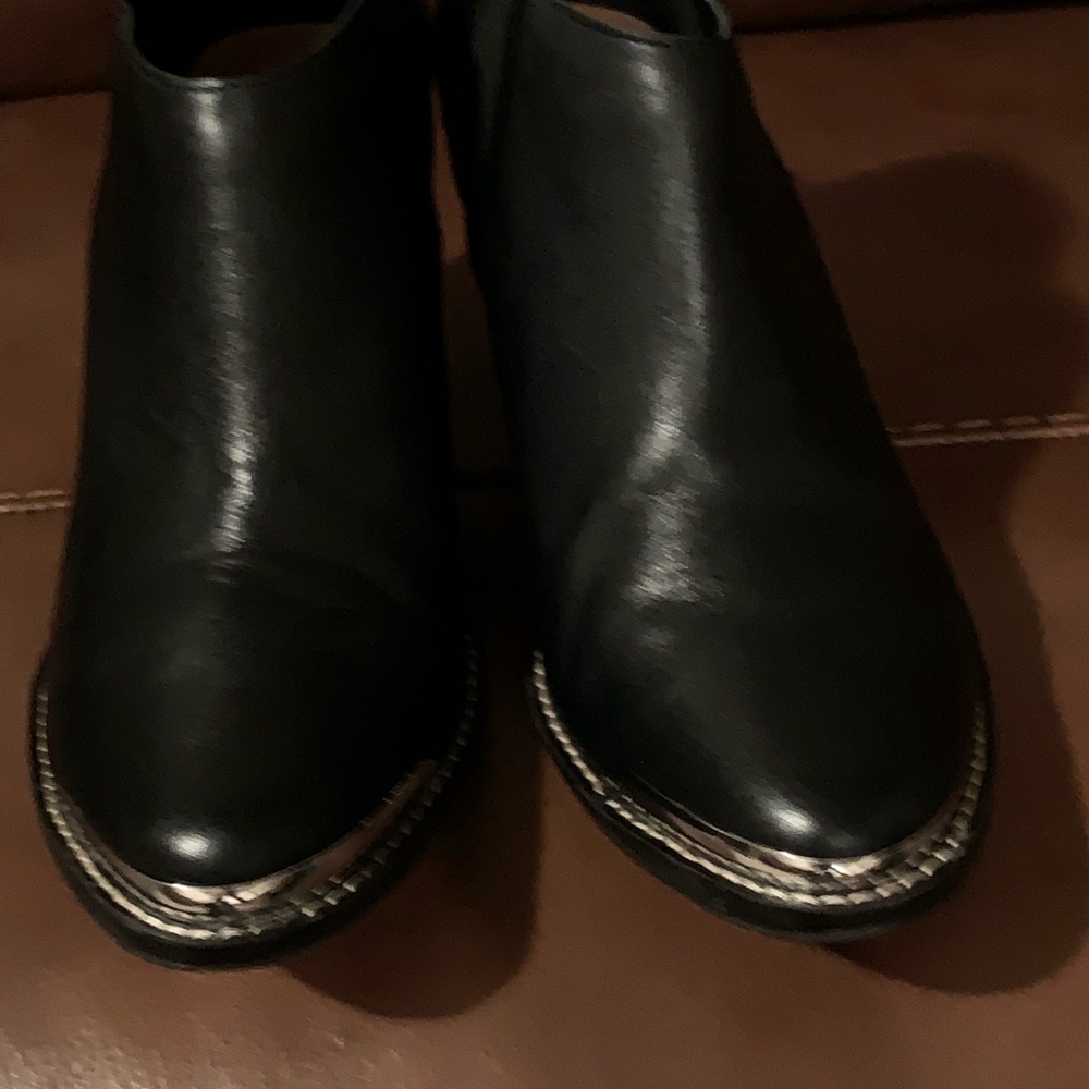 Dolce Vita Booties
